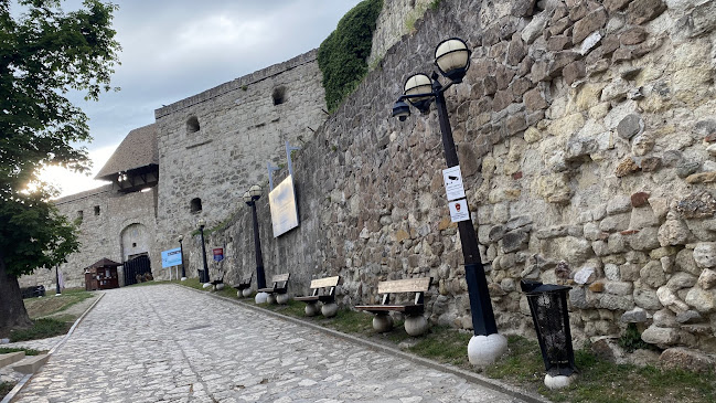 Várkapu Fagyizó - Vendéglátás