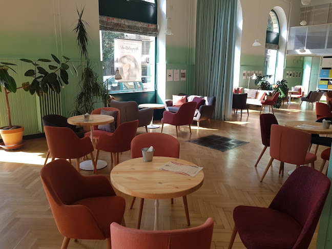 Comentarii opinii despre Nyolcharminc Presszó