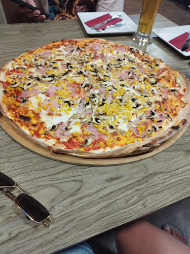 Opinii despre Scarpa Étterem és Pizzéria în Tiszaújváros - Vendéglátás