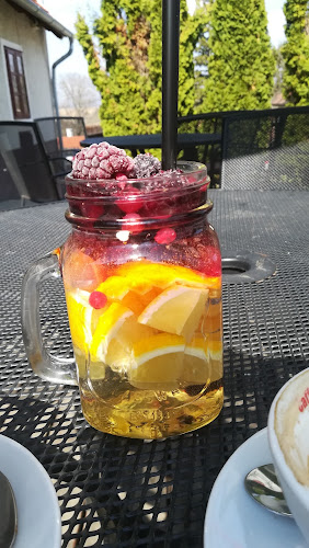 Mátyás Udvar Bisztró & Terasz - Vendéglátás