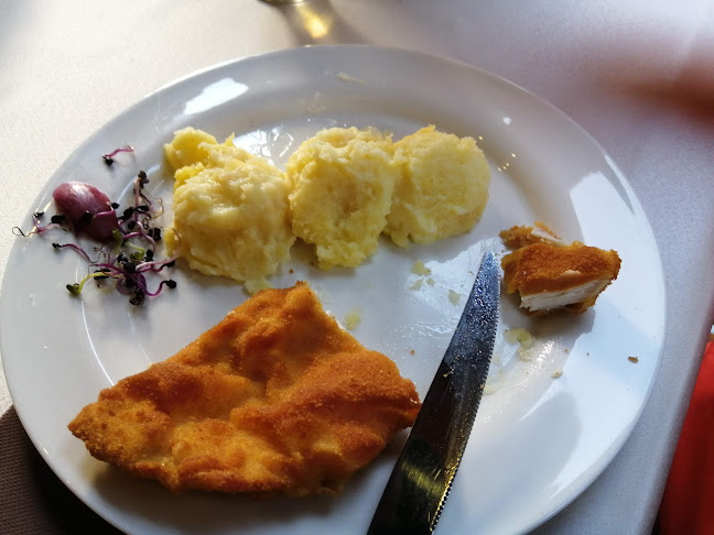 Várkanyar Vendéglő - Vendéglátás