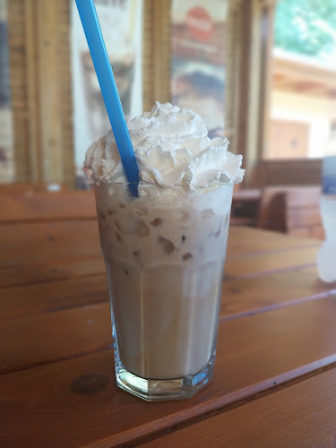 Opinii despre Margaréta Büfé în Balatonfüred - Vendéglátás