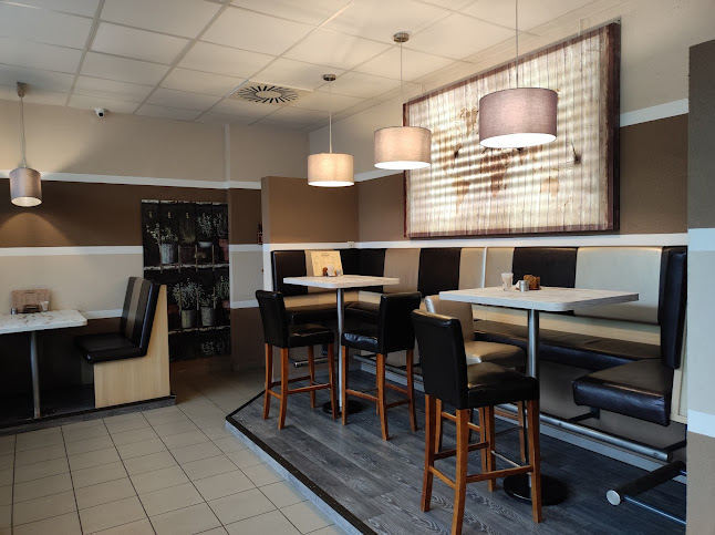 Várfaló - Vendéglátás