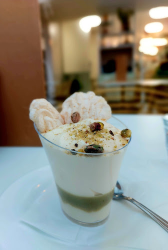 Cziniel Cukrászda és Találkozóhely