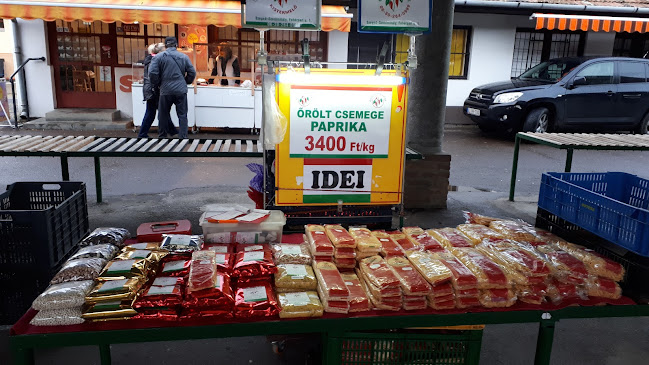 Piac savanyúsàg üzlet - Hódmezővásárhely