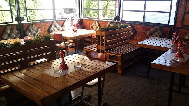 Hétméteres Söröző - Vendéglátás