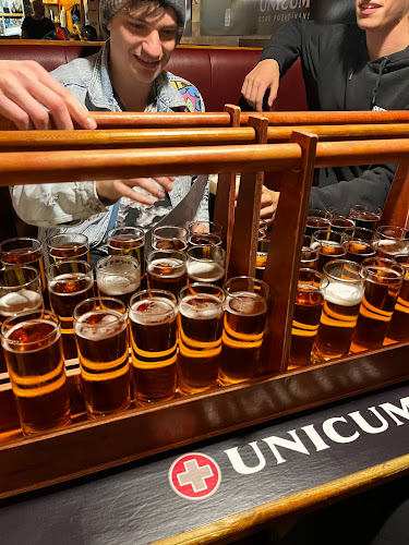 Opinii despre X Bar în Budapest - Vendéglátás