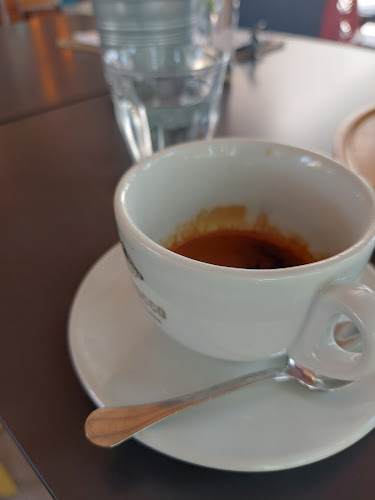 Opinii despre Pazar Coffee Company Balatonfüred în Balatonfüred - Vendéglátás