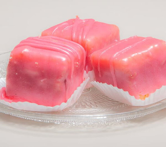 Comentarii opinii despre Lipóti Pékség Galéria Center