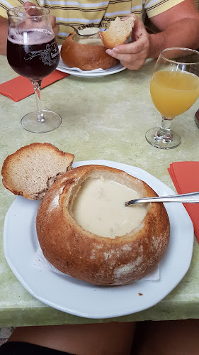 Comentarii opinii despre Udvarház Vendéglő