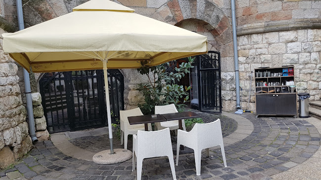 Opinii despre Anonymus Bar&More în Budapest - Vendéglátás