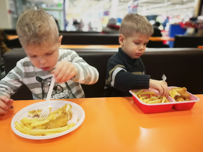 Gödöllő, tesco kínai étterem, Thegze Lajos u. 2, 2100