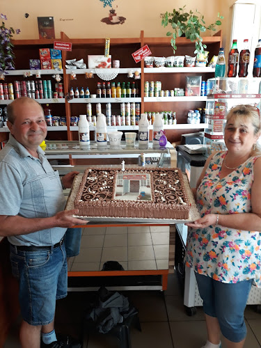 Opinii despre Király fagyizó és cukrászda în Tiszapalkonya - Vendéglátás