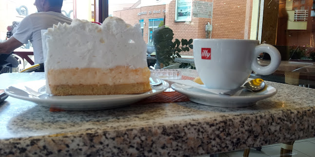 Comentarii opinii despre Gara Cukrászda