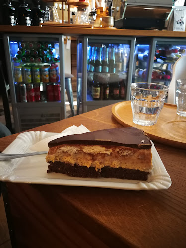 Opinii despre Maurus Étterem és Borbár în Balatonfüred - Vendéglátás