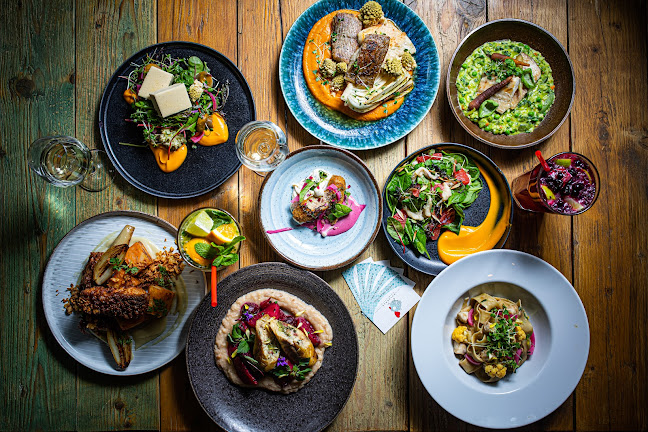 Comentarii opinii despre Halkakas Halbisztró