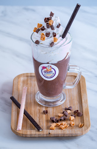 Dream Cream - Ice Cream & Bubble Waffle Budapest - Budapest