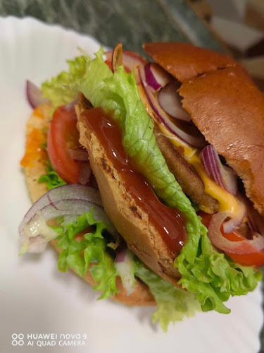 Comentarii opinii despre Zöld Ász Söröző Büfé