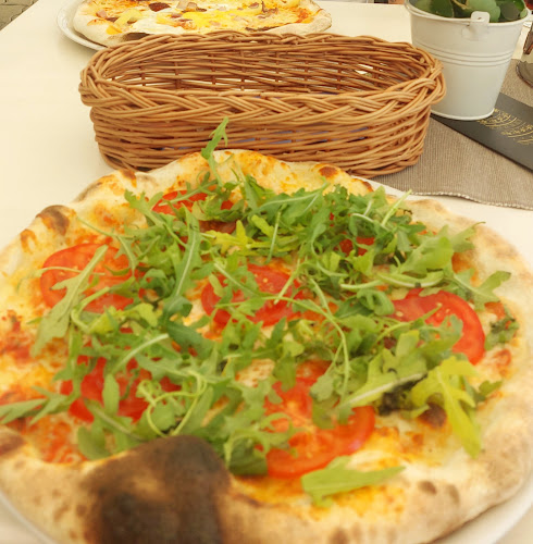 Gomba Étterem és Pizzéria - Révfülöp