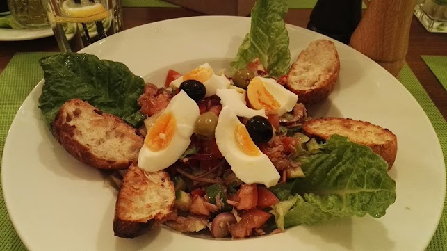 Comentarii opinii despre Oliva Étterem