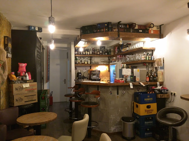 Comentarii opinii despre Macskakő Sörtársaság