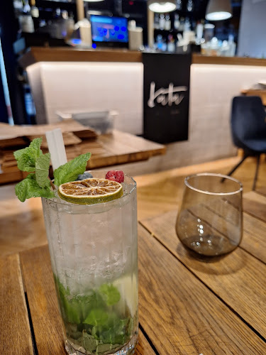 Budapest, Hajós u. 27, 1065