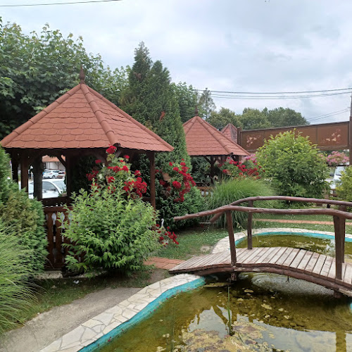 Tarka Kakas - Vendéglátás