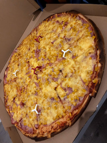 Comentarii opinii despre Hollywood Snacks