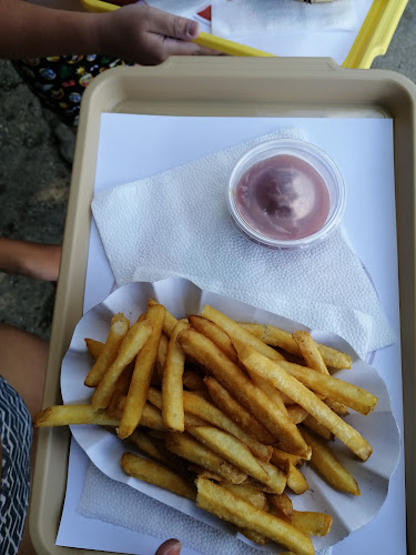 Opinii despre Strandbüfé în Esztergom - Vendéglátás