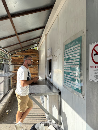 Dunaújváros, Gyárkapu út, 2400