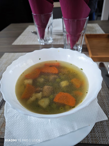 Comentarii opinii despre Napfény Étterem