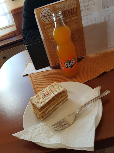 Opinii despre Dominó Cukrászda în Zalaegerszeg - Vendéglátás