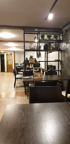 Comentarii opinii despre MANÍR PUB