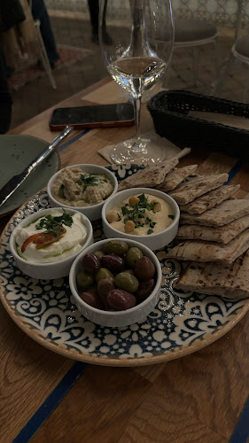 Mazel Tov - Vendéglátás