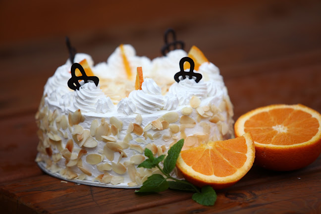 Comentarii opinii despre Korona Cukrászda