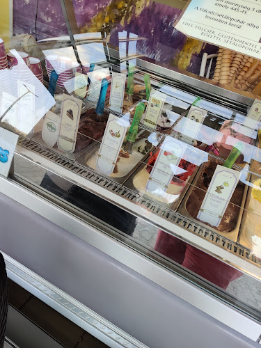 Levendula Kézműves Fagylaltozó Pólus Center