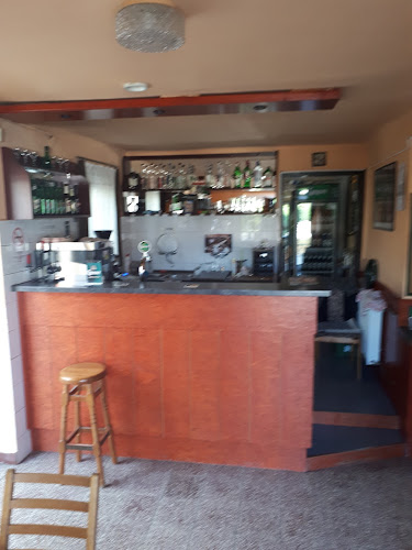 Opinii despre Prosit Kocsma în Baja - Vendéglátás