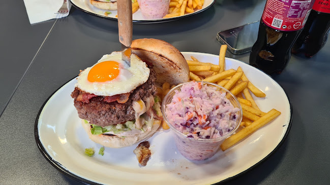 Big Daddy Burger Bár