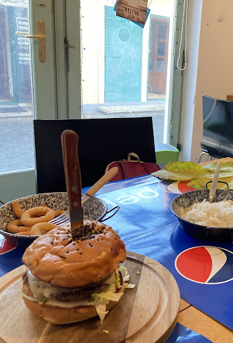 Comentarii opinii despre Platni Bistro