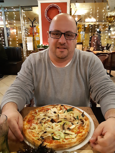 Budapest, Váci u 78, 1053