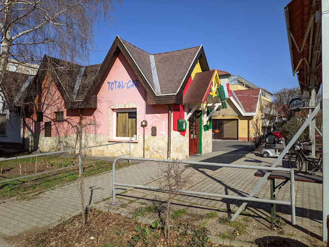 Opinii despre Total-Car Söröző în Sárvár - Vendéglátás