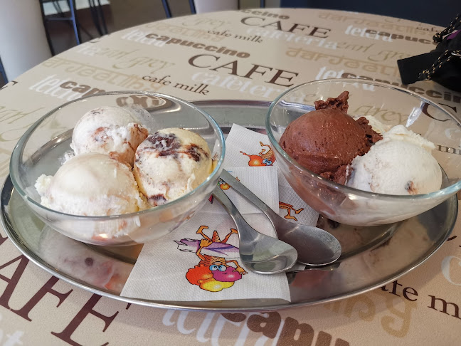 Comentarii opinii despre Borostyán cukrászda