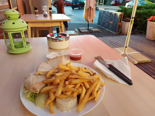 Henry's Grill - Komárom