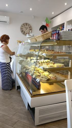 Opinii despre Dolce Fantasia Gelateria Italiana - Olasz fagylaltozó, kávézó, süteményező în Budapest - Vendéglátás
