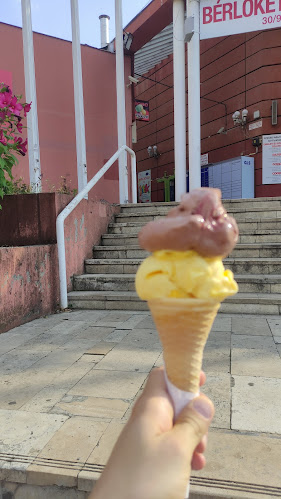 Szeged, Unnamed Road, 6720