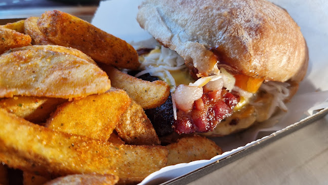 Opinii despre Tógazda Street Food în Bicske - Vendéglátás