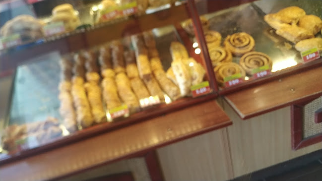 Opinii despre Finomságok boltja în Veszprém - Vendéglátás