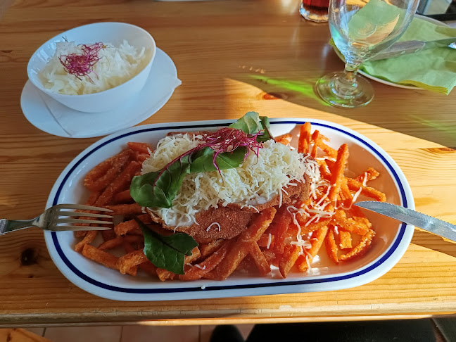 Opinii despre Hekk Terasz Vác în Vác - Vendéglátás