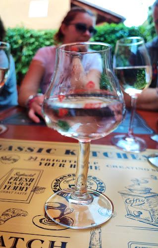 Opinii despre Aranypatkó Étterem- Panzió -Pizzéria -Győrújbarát, Győr în Győrújbarát - Vendéglátás