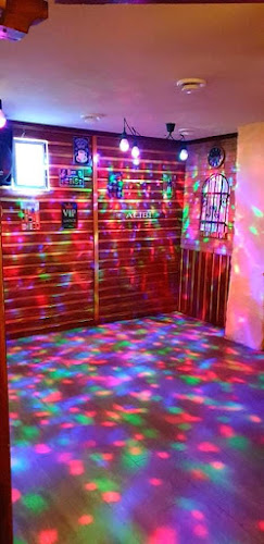 Comentarii opinii despre Alibi Bar & Cafe